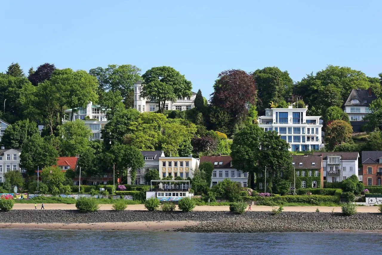 Remise Am Suellberg - Das Kleine, Feine Hotel In Blankenese Hamburg